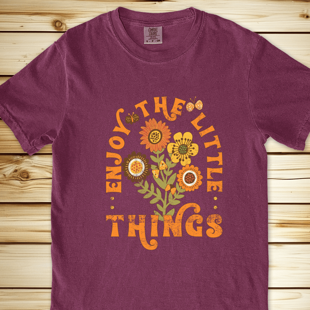 1855 Enjoy Little Things Flowers Vintage L Relaxed Fit Tee - Berry