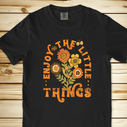 1855 Enjoy Little Things Flowers Vintage L Relaxed Fit Tee - Black
