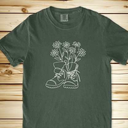 2264 Hiking Boots Relaxed Fit Tee - Moss